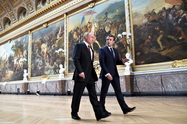 Poutine-Versailles.jpg